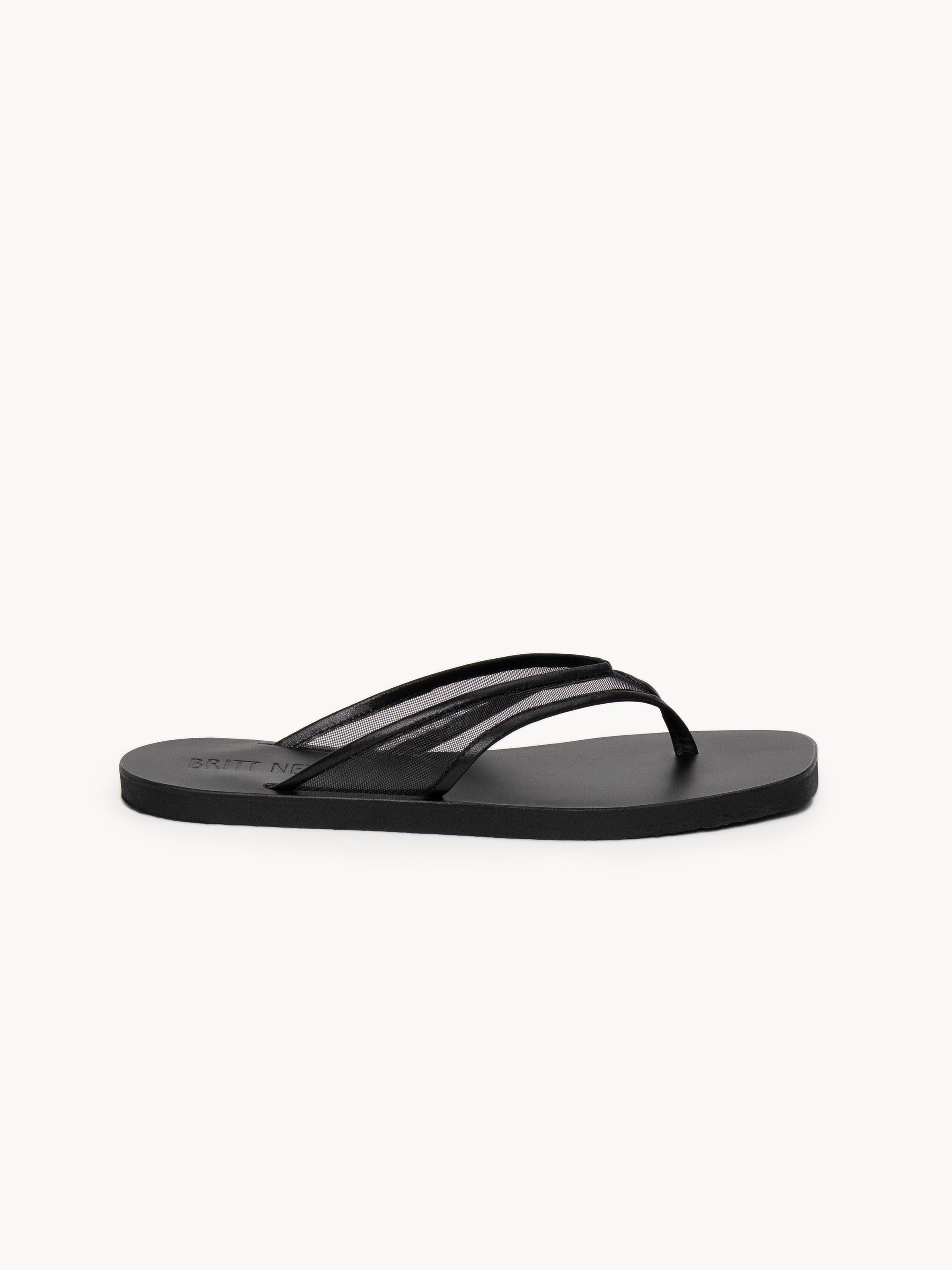 Seline Flat – Britt Netta