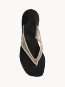 Seline Flat
