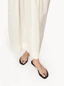 Seline Flat